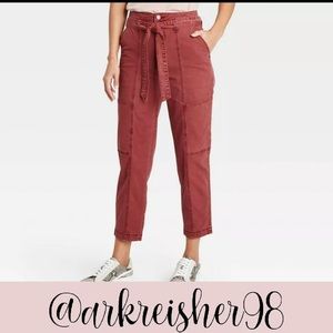 Women's High-Rise Tapered Cropped Pants - Universal Thread